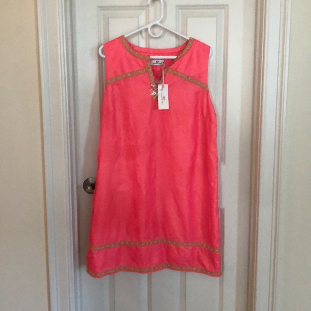 Sleeveless vineyard vines